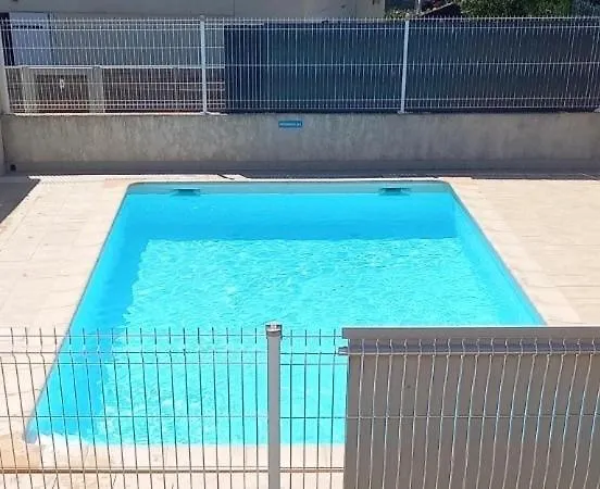 Cosy Duplex - & Etang - Terrasse - Parking & Kit Bebe Apartament