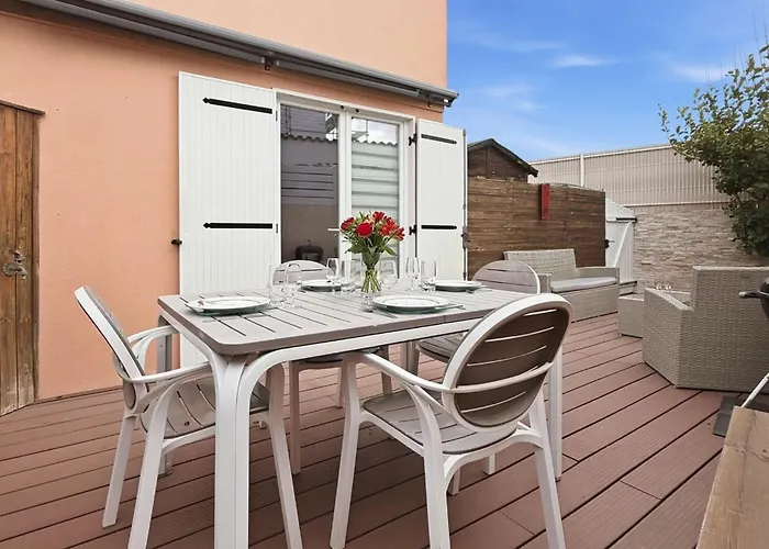 Cosy Duplex - & Etang - Terrasse - Parking & Kit Bebe
